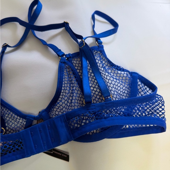 VICTORIAS SECRET VERY SEXY STRAPPY FISHNET OPEN CUP LOW CUT DEMI BRA blue oar - Picture 8 of 8